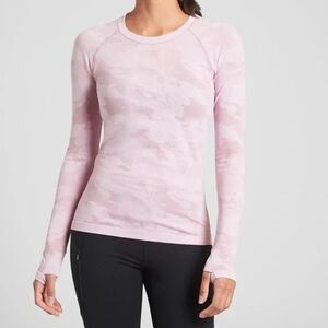 Athleta Size S Blush Pink Camo Long Sleeve Tee Thumb Holes